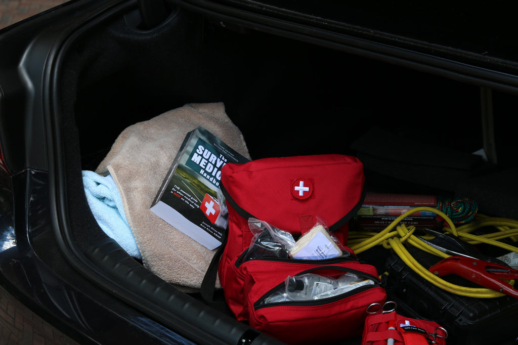 FIRST AID KIT Medium GRAB N GO™